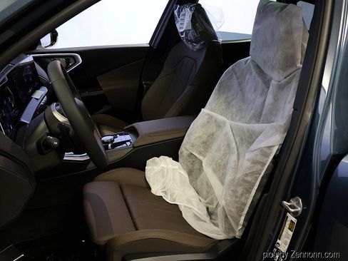 New 2026 BMW X3 xDrive30 w/ Premium Package image 10