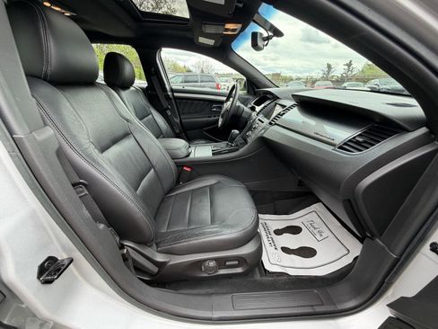 Used 2017 Ford Taurus SEL w/ Equipment Group 201A FWD image 30