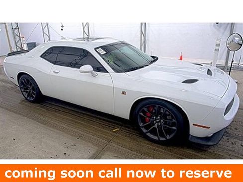 Used 2021 Dodge Challenger R/T Scat Pack image 1