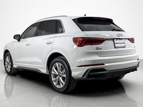 Used 2023 Audi Q3 2.0T Premium AWD/4WD image 3