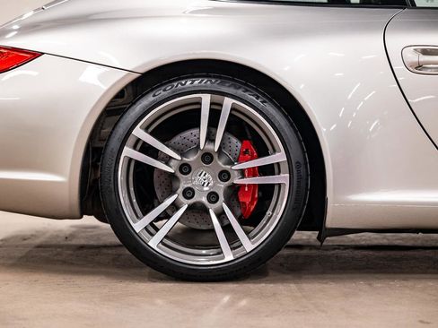 Used 2011 Porsche 911 Carrera S RWD image 40