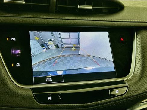 Certified 2023 Cadillac XT5 Luxury AWD/4WD image 12