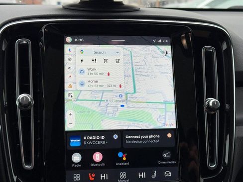 Certified 2023 Volvo C40 P8 Recharge Plus w/ Climate Package image 21