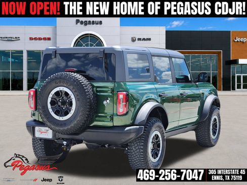 Used 2024 Ford Bronco Badlands AWD/4WD image 5