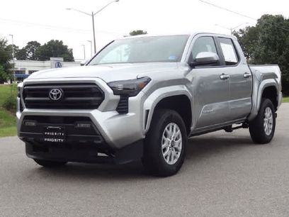 Used 2025 Toyota Tacoma SR5