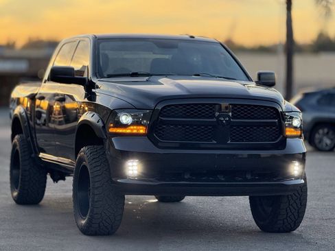 Used 2014 RAM 1500 Express w/ Black Ram 1500 Express Group image 4