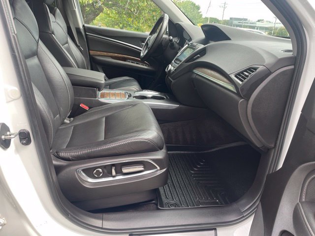 Used 2020 Acura MDX w/ Technology Package AWD/4WD image 17