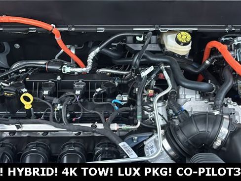 New 2025 Ford Maverick XLT w/ Equipment Group 301A image 31