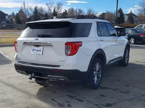 Used 2022 Ford Explorer XLT w/ Equipment Group 202A image 9