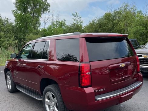 Used 2017 Chevrolet Tahoe Premier AWD/4WD image 4