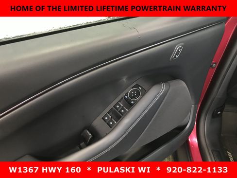 Used 2025 Ford Mustang Mach-E Select w/ Interior Protection Package AWD/4WD image 11