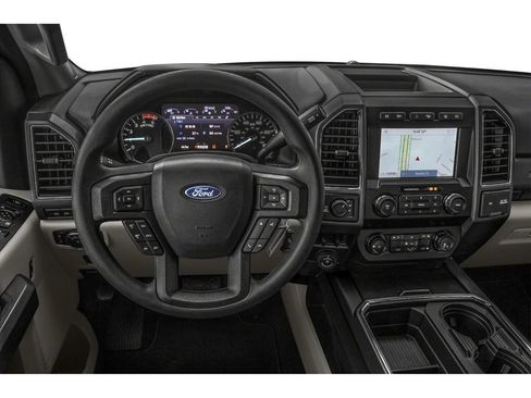 Used 2021 Ford F250 XLT w/ XLT Premium Package AWD/4WD image 4