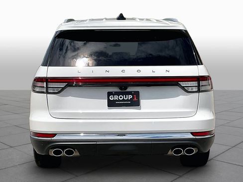 Used 2026 Lincoln Aviator 2WD image 5