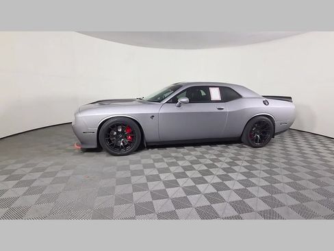 Used 2016 Dodge Challenger SRT Hellcat RWD image 46