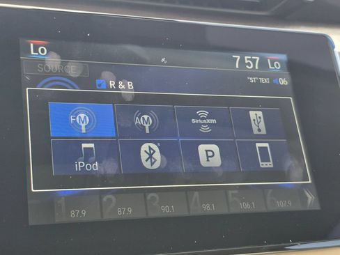 Certified 2018 Honda Clarity Plug-In Hybrid image 24