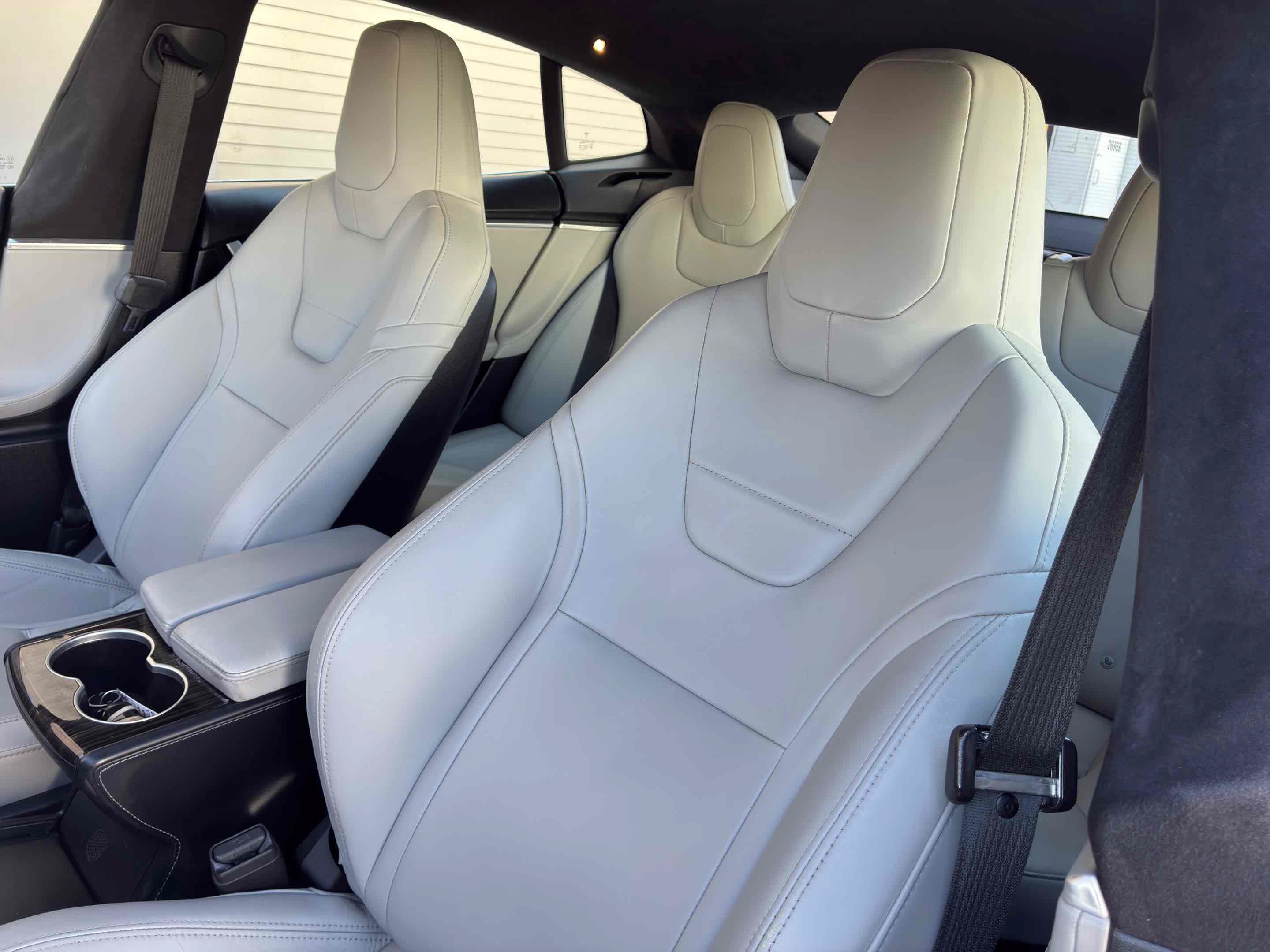 Used 2016 Tesla Model S 90D AWD/4WD image 33