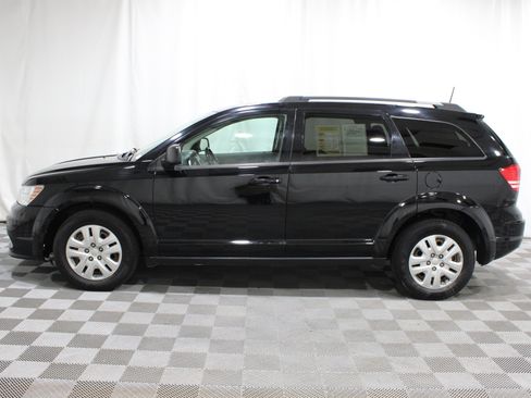 Used 2020 Dodge Journey SE w/ SE Popular Equipment Group FWD image 6