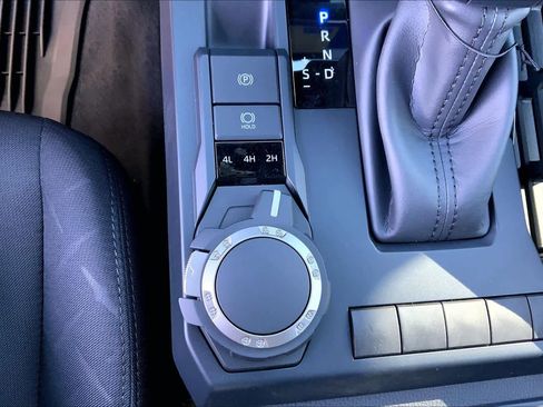 New 2026 Toyota Tacoma SR image 20