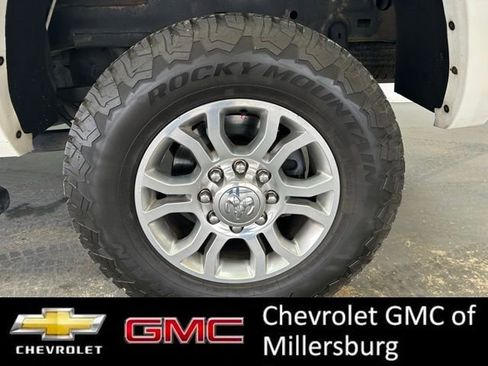 Used 2016 RAM 2500 Laramie w/ Snow Chief Group AWD/4WD image 12