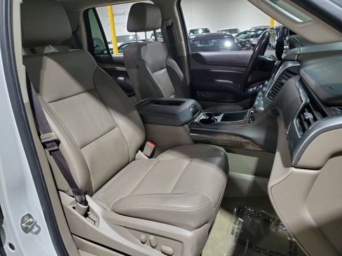 Used 2017 Chevrolet Tahoe LT RWD image 14