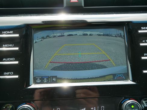 Used 2018 Toyota Camry XLE FWD image 27
