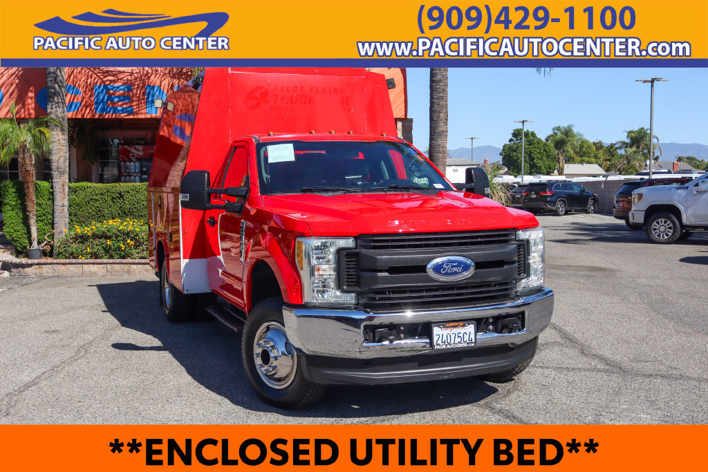 Used 2017 Ford F350 XL w/ Power Equipment Group AWD/4WD image 1