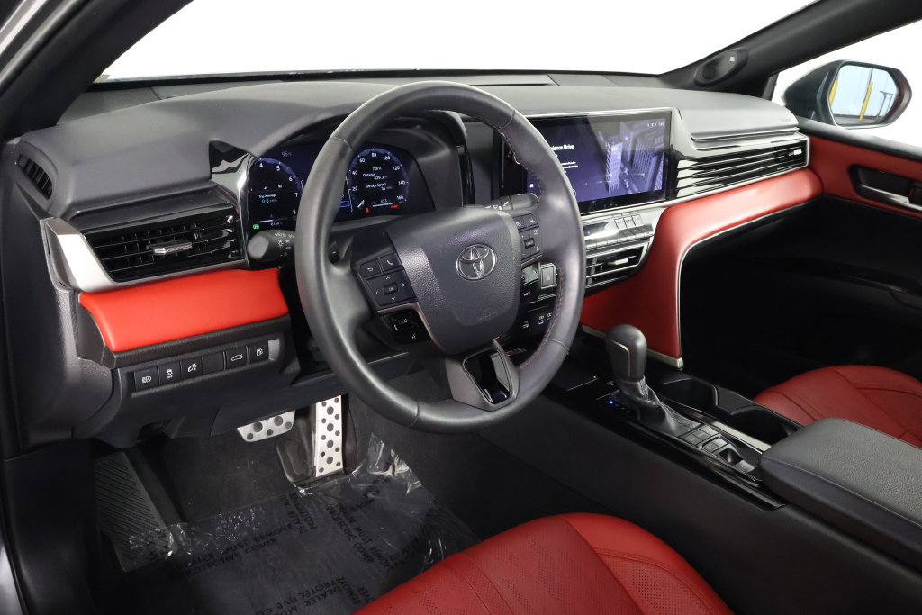 Used 2025 Toyota Camry XSE FWD image 7