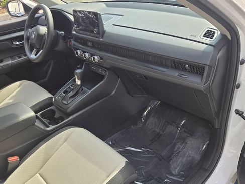 Used 2025 Honda CR-V LX image 15