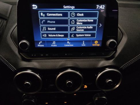 Used 2024 Nissan Sentra SV FWD image 25