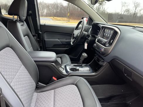 Used 2021 Chevrolet Colorado Z71 w/ Safety Package image 34