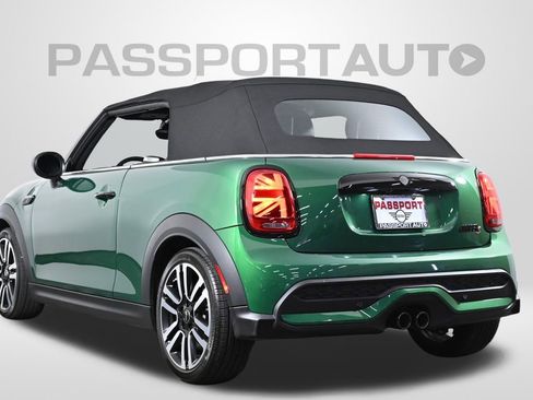 Used 2024 MINI Cooper S image 11