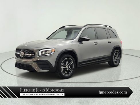 Used 2023 Mercedes-Benz GLB 250 image 1