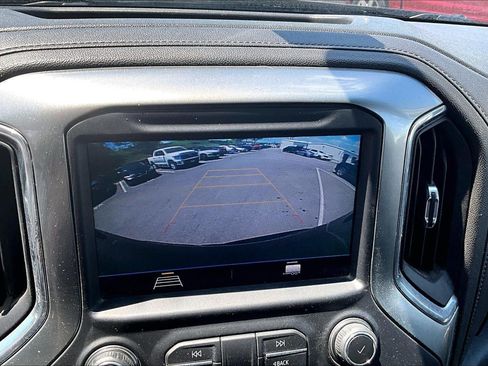 Used 2021 Chevrolet Silverado 1500 LT AWD/4WD image 19