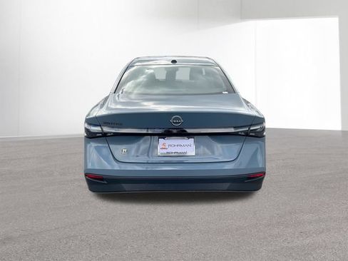 New 2026 Nissan Sentra SV w/ SV Convenience Package FWD image 9