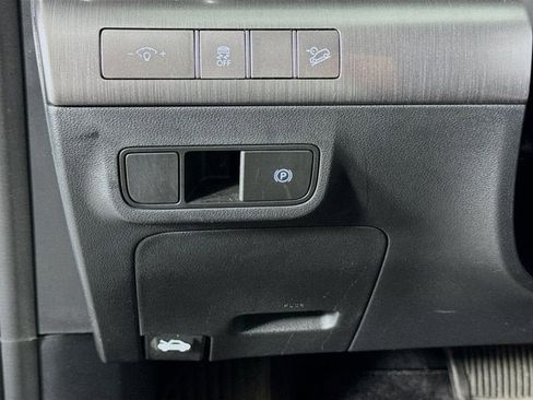 Used 2024 Hyundai Kona SEL AWD/4WD image 10