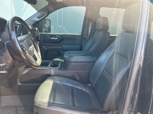 Used 2021 GMC Sierra 2500 Denali w/ Denali Ultimate Package image 10