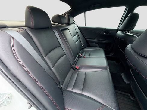 Used 2017 Honda Accord Sport Special Edition image 24