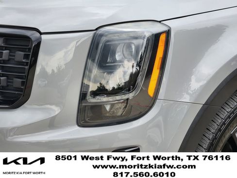Certified 2022 Kia Telluride SX w/ Nightfall Edition Package AWD/4WD image 6