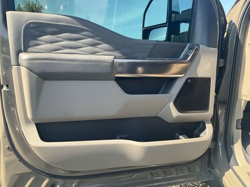 Used 2026 Ford F450 Platinum w/ Platinum Plus Package AWD/4WD image 17