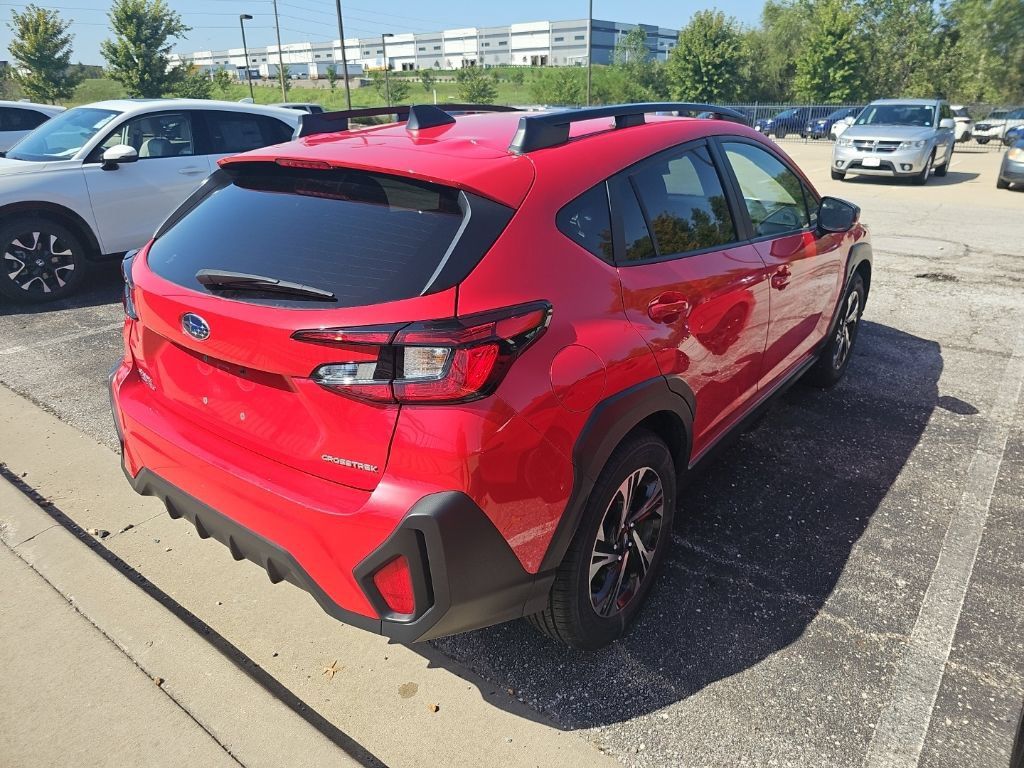 Used 2025 Subaru Crosstrek 2.5i Premium AWD/4WD image 5