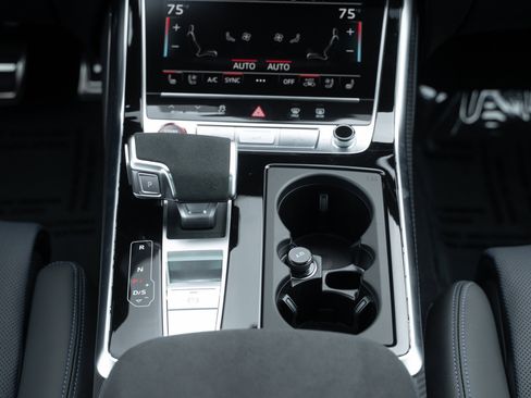 New 2026 Audi RS Q8 performance image 20