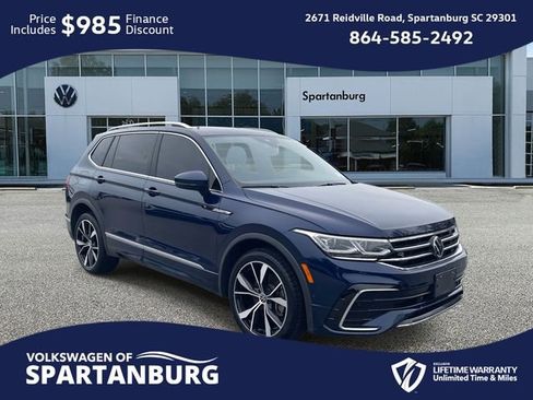Used 2022 Volkswagen Tiguan SEL R-Line image 1