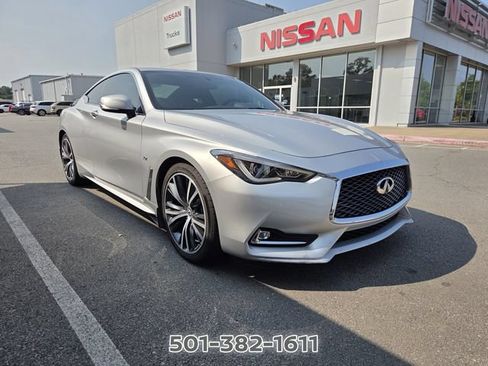 Used 2018 INFINITI Q60 3.0t Luxe w/ Sensory Package 3.0T Luxe RWD image 6