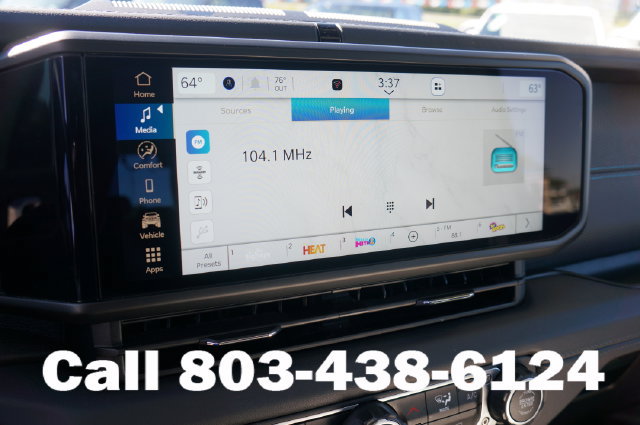 Used 2024 Jeep Wrangler Unlimited Rubicon 4xe AWD/4WD image 9