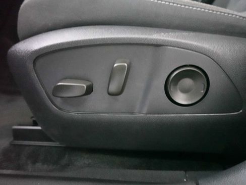 Used 2024 Honda Prologue EX image 14
