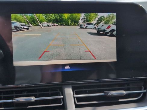 New 2026 Chevrolet Trax ACTIV w/ Sunroof Package FWD image 23