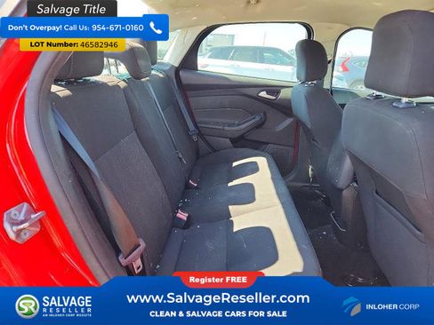 Used 2016 Ford Focus SE w/ SE Cold Weather Package FWD image 13
