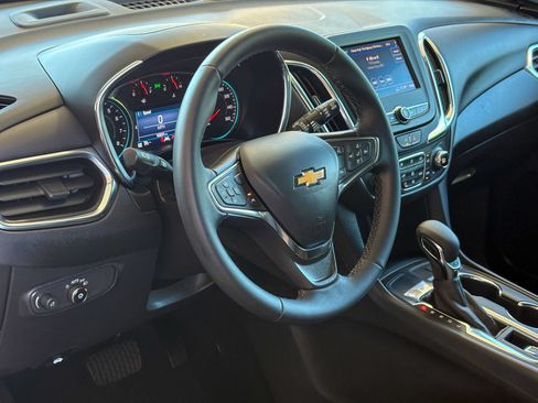 Used 2024 Chevrolet Equinox LT FWD image 18