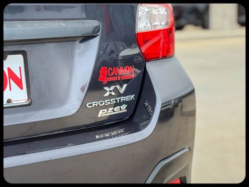 Used 2015 Subaru Crosstrek 2.0i Premium image 13