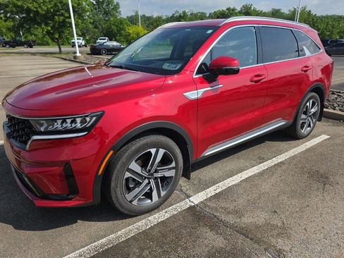 Certified 2023 Kia Sorento EX AWD/4WD image 2